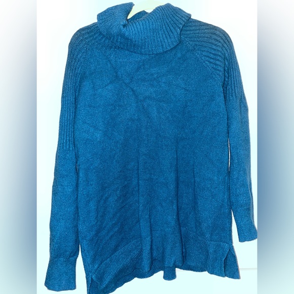 Time & Tru sweater - Picture 1 of 3